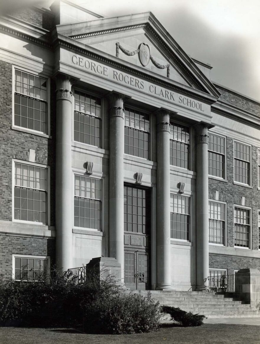 Main entrance, 1921 Davis Avenue